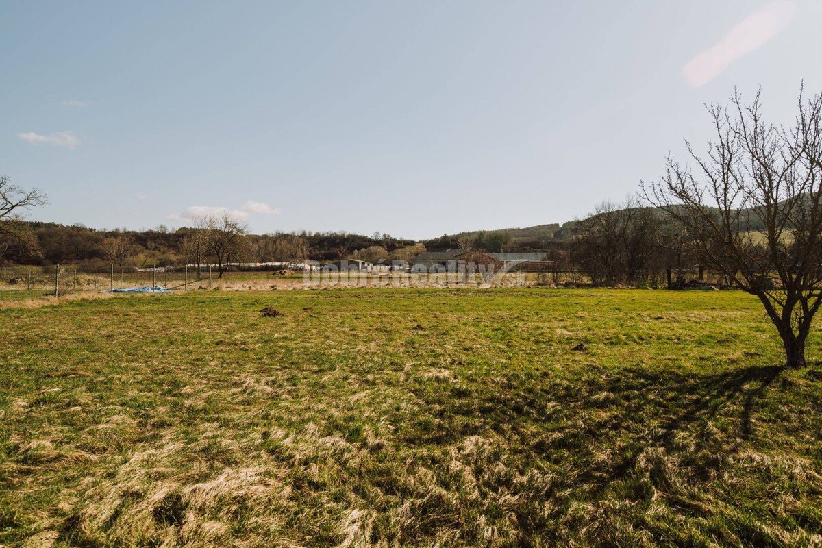 PREDAJ: Veľká Lúka - Záhumnie - pozemok pre rodinný dom, 772 m2 — foto 2