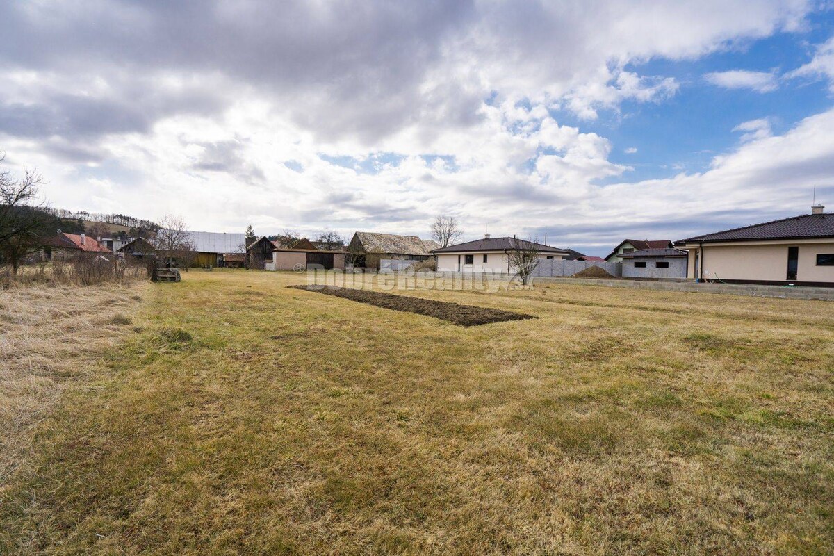 PREDAJ: Pozemok pre rodinný dom, 765 m2, Veľká Lúka, okres Zvolen — foto 3