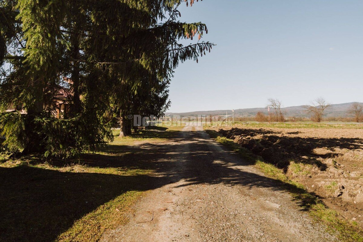 PREDAJ: Pozemok pre rodinný dom, 765 m2, Veľká Lúka, okres Zvolen — foto 7