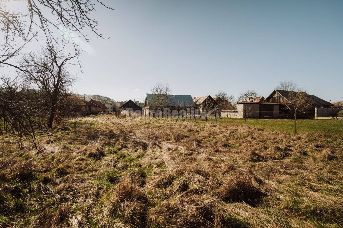 PREDAJ: Pozemok pre výstavbu rodinného domu, 885 m2, Veľká Lúka, okres — foto 3