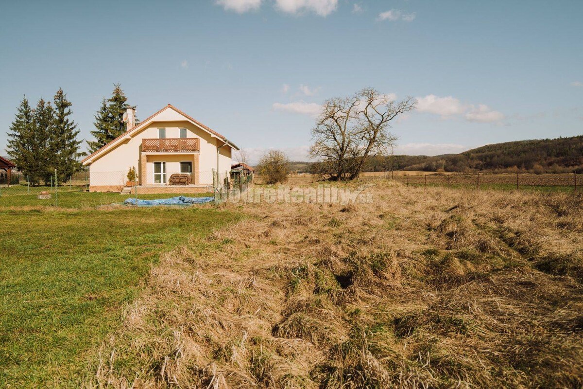 PREDAJ: Pozemok pre výstavbu rodinného domu, 885 m2, Veľká Lúka, okres — foto 6