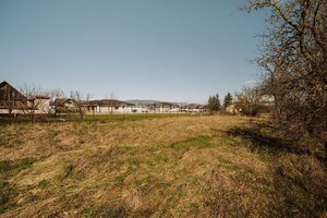 PREDAJ: Pozemok pre výstavbu rodinného domu, 885 m2, Veľká Lúka, okres — foto 1