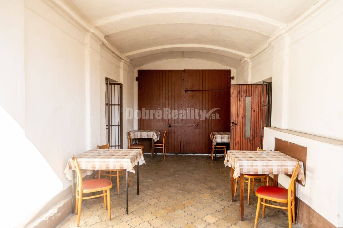 PREDAJ: Historický hostinec pod Muránskym Hradom, 1102 m2, Muráň - okr — foto 15