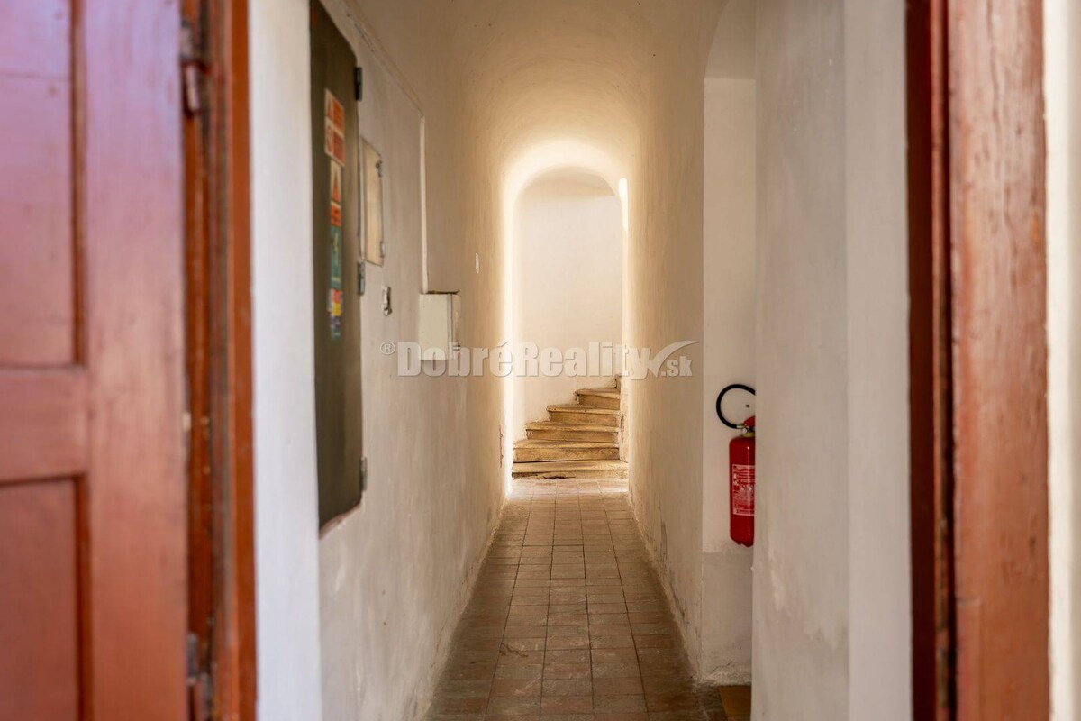 PREDAJ: Historický hostinec pod Muránskym Hradom, 1102 m2, Muráň - okr — foto 18