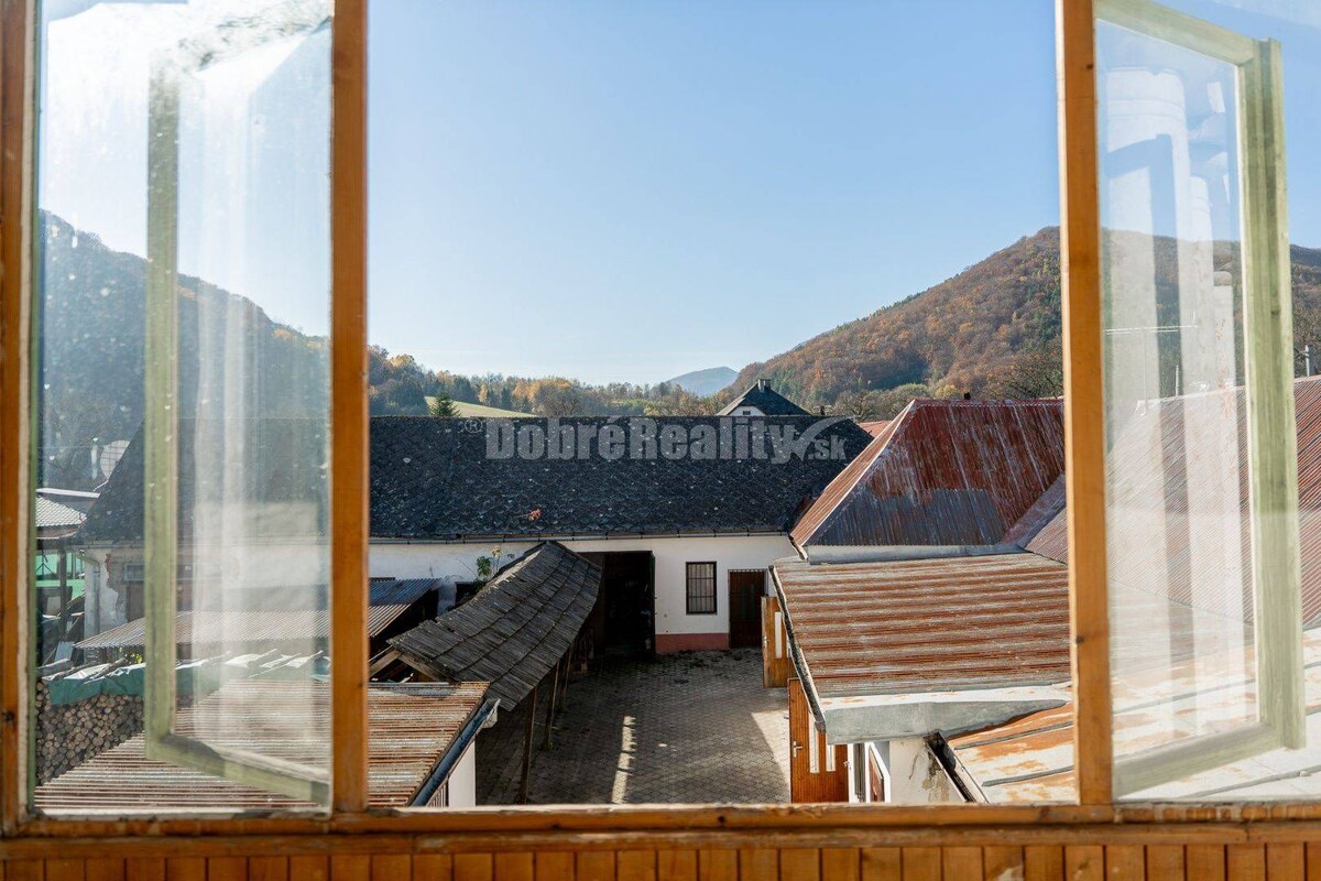 PREDAJ: Historický hostinec pod Muránskym Hradom, 1102 m2, Muráň - okr — foto 19