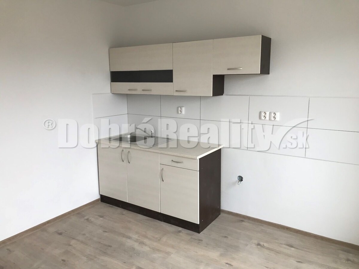 Ponúkame na prenájom 1 izbový byt v Prievidzi — foto 8