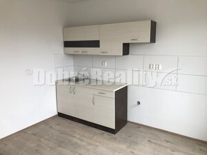 Ponúkame na prenájom 1 izbový byt v Prievidzi — foto 8