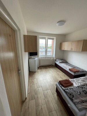 Na prenájom apartmány a izby v ubytovni Dubnica nad Váhom — foto 4
