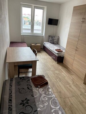 Na prenájom apartmány a izby v ubytovni Dubnica nad Váhom — foto 5