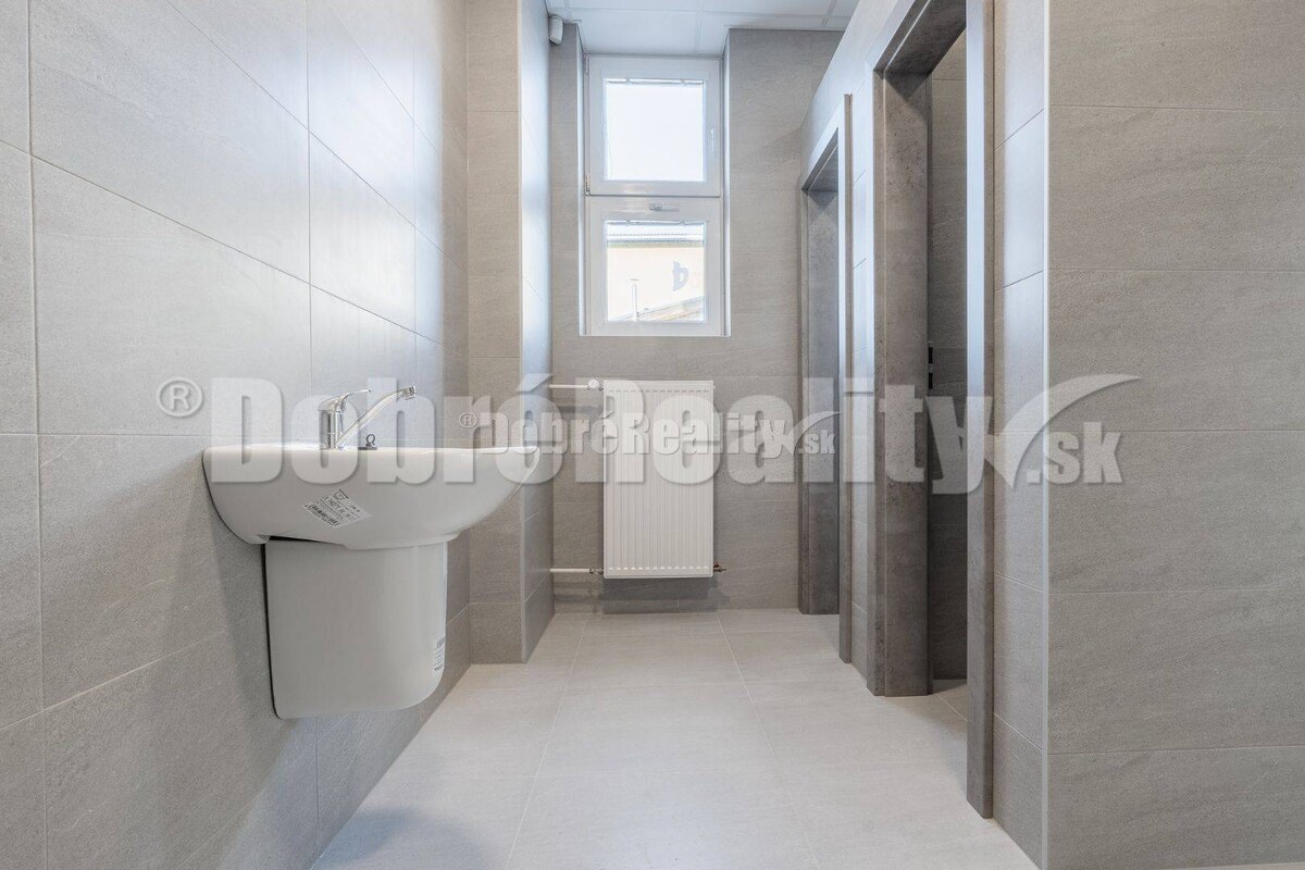 Obchodný (administratívny) priestor 24/7, 173 m2, Zvolenská cesta — foto 7