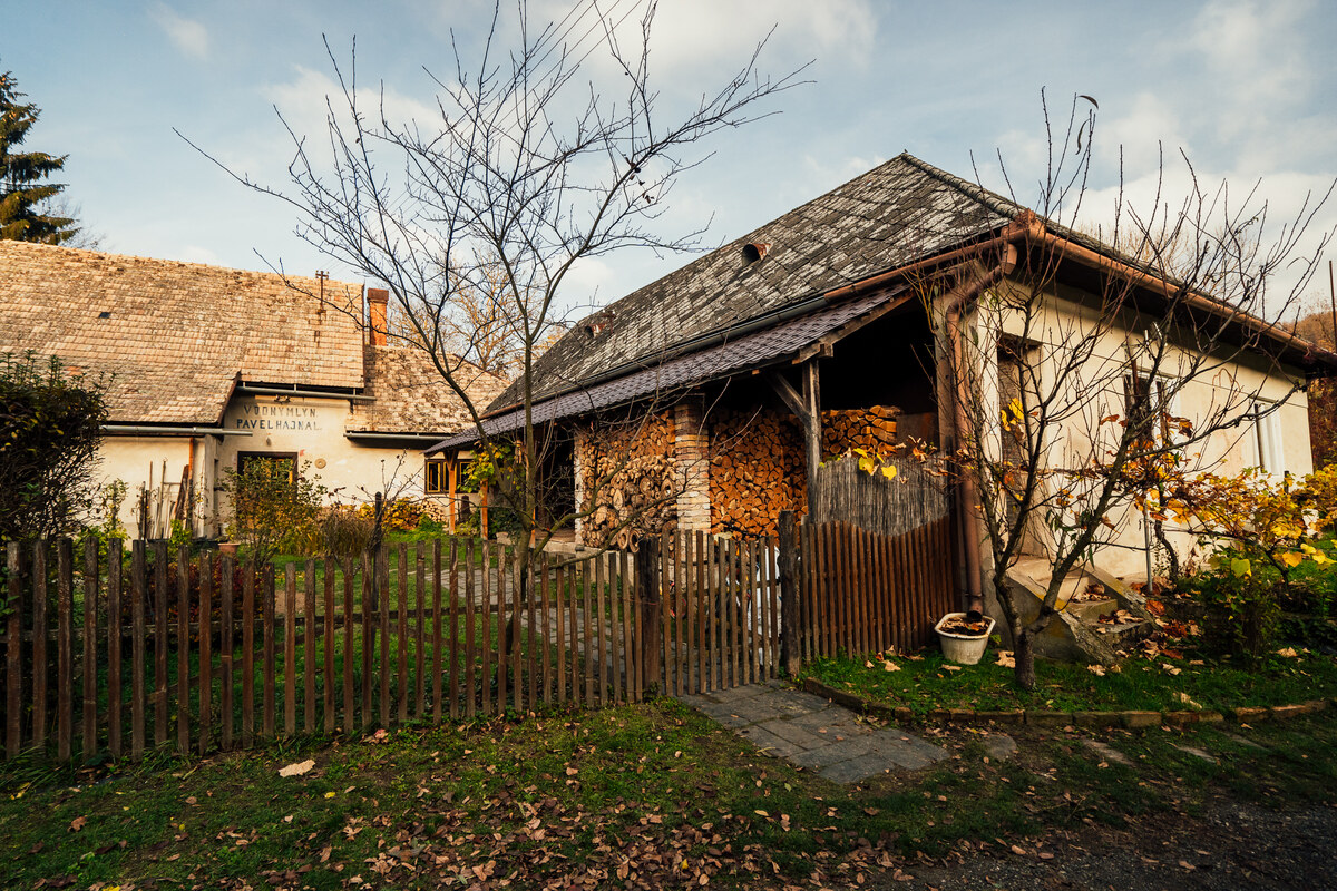 VÝNIMOČNÝ HISTORICKÝ MLYN PRI RIEKE KRUPINICA, 371 m2, Medovarce — foto 6