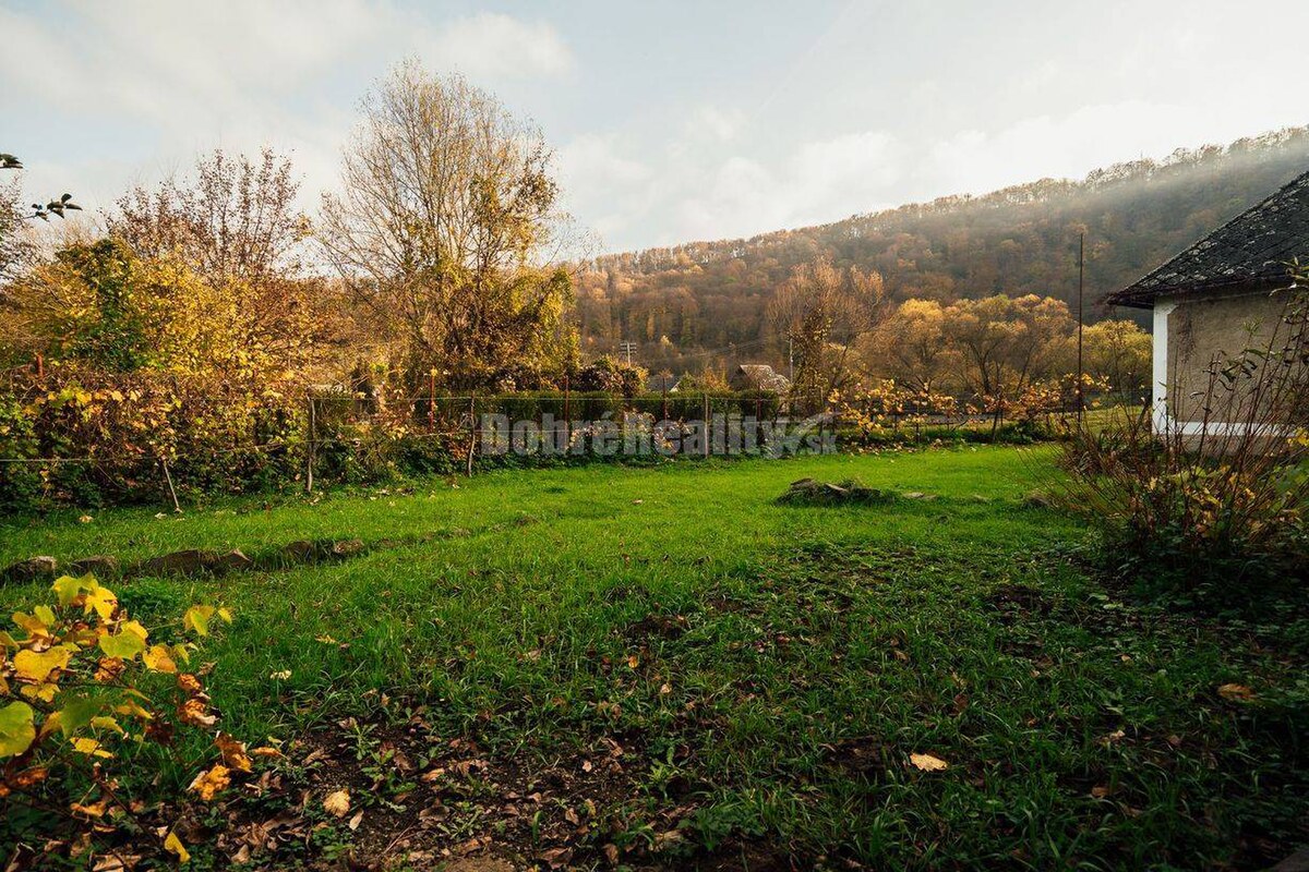 Rodinný dom so záhradou a historickým mlynom, 90 m2, Medovarce — foto 14