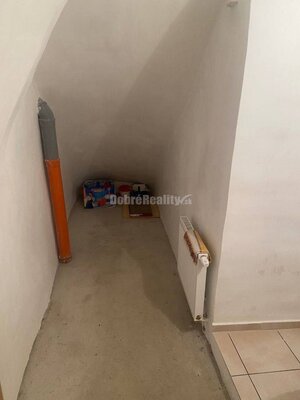 PRENÁJOM: Obchodné priestory Banská Štiavnica — foto 9