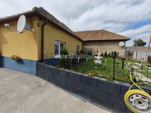 Zachovalý 3 izbový domček v Seliciach k okamžitému nasťahovaniu . — foto 9