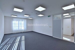 DOBRÉ REALITY - Prevádzkové a administratívne priestory na prenájom na — foto 2