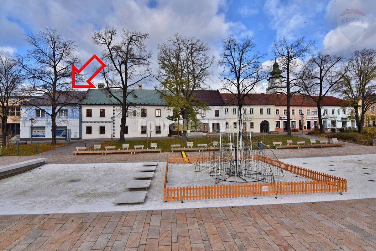 DOBRÉ REALITY - Prevádzkové a obchodné priestory, Námestie Prievidza — foto 3
