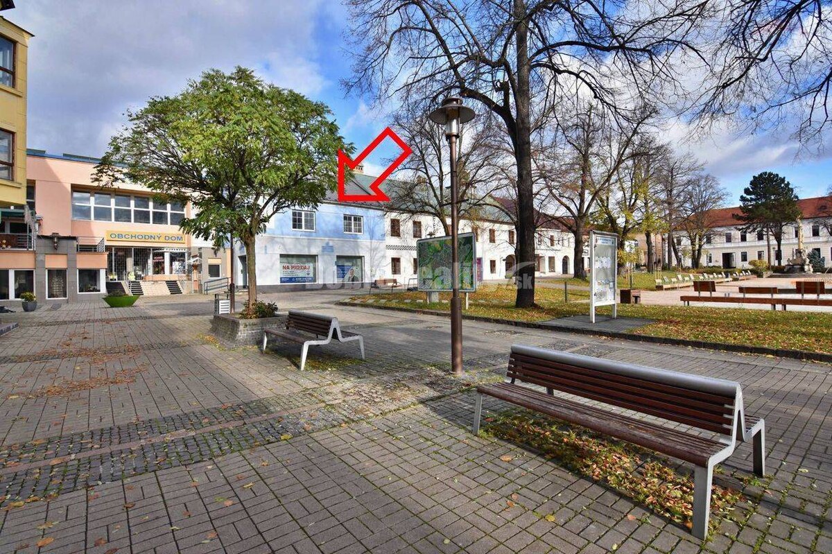 DOBRÉ REALITY - Prevádzkové a obchodné priestory, Námestie Prievidza — foto 4