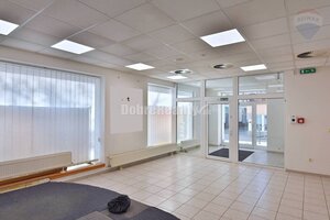 DOBRÉ REALITY - Prevádzkové a obchodné priestory, Námestie Prievidza — foto 8
