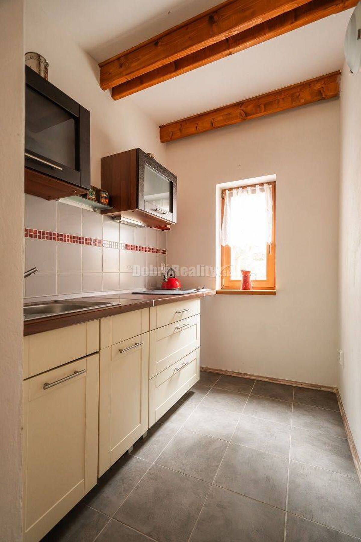 PREDAJ: Chata s terasou v Národnom parku Nízke Tatry, 79 m2, Nemecká — foto 7