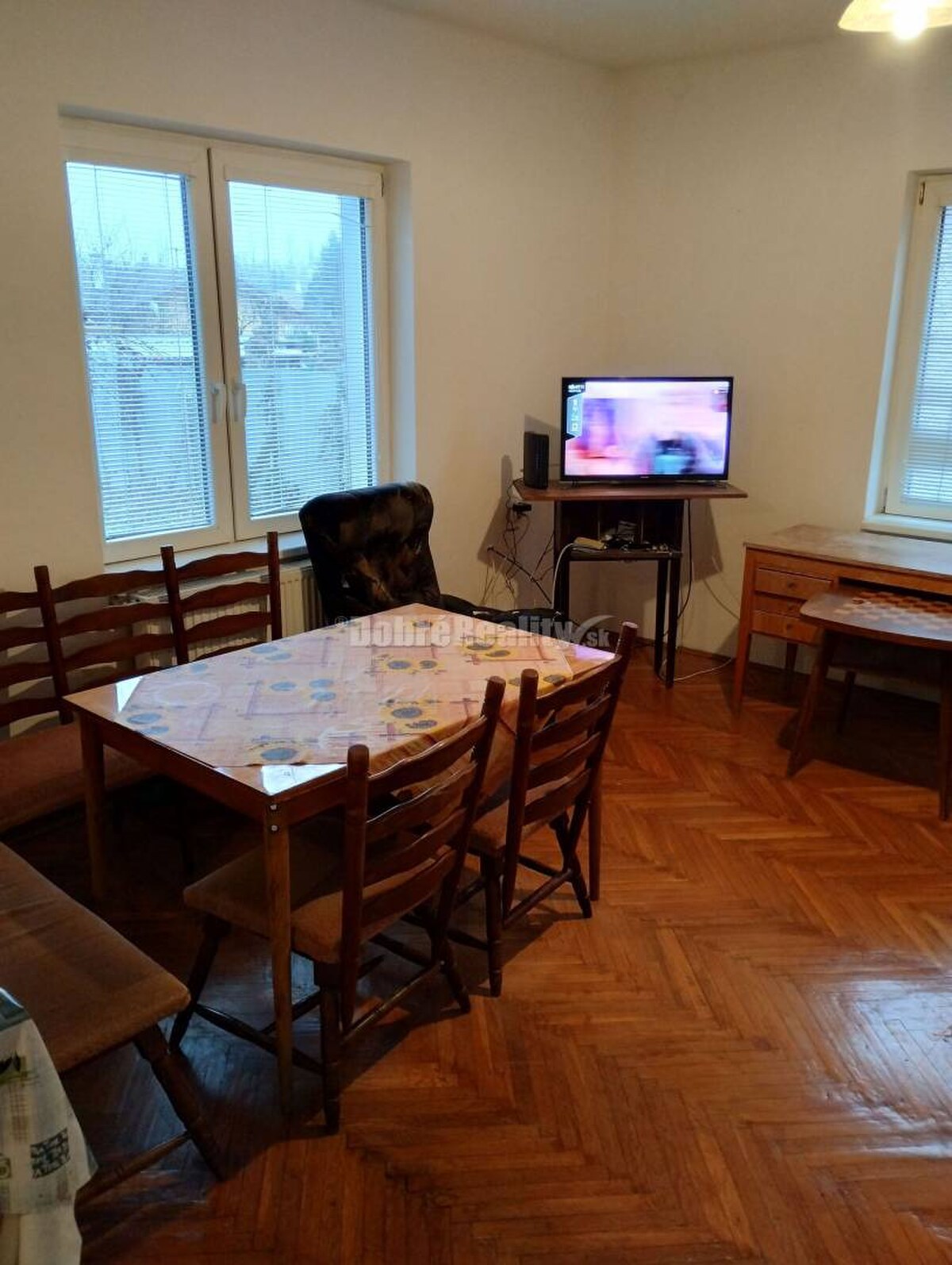 Na prenájom veľký 4-izbový byt pre skupinu osôb — foto 2