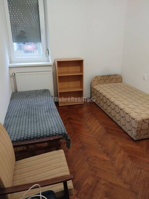 Na prenájom veľký 4-izbový byt pre skupinu osôb — foto 3
