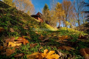 Tajuplná záhrada s jazierkom a banským potôčikom, 1927 m2, Špania Doli — foto 20