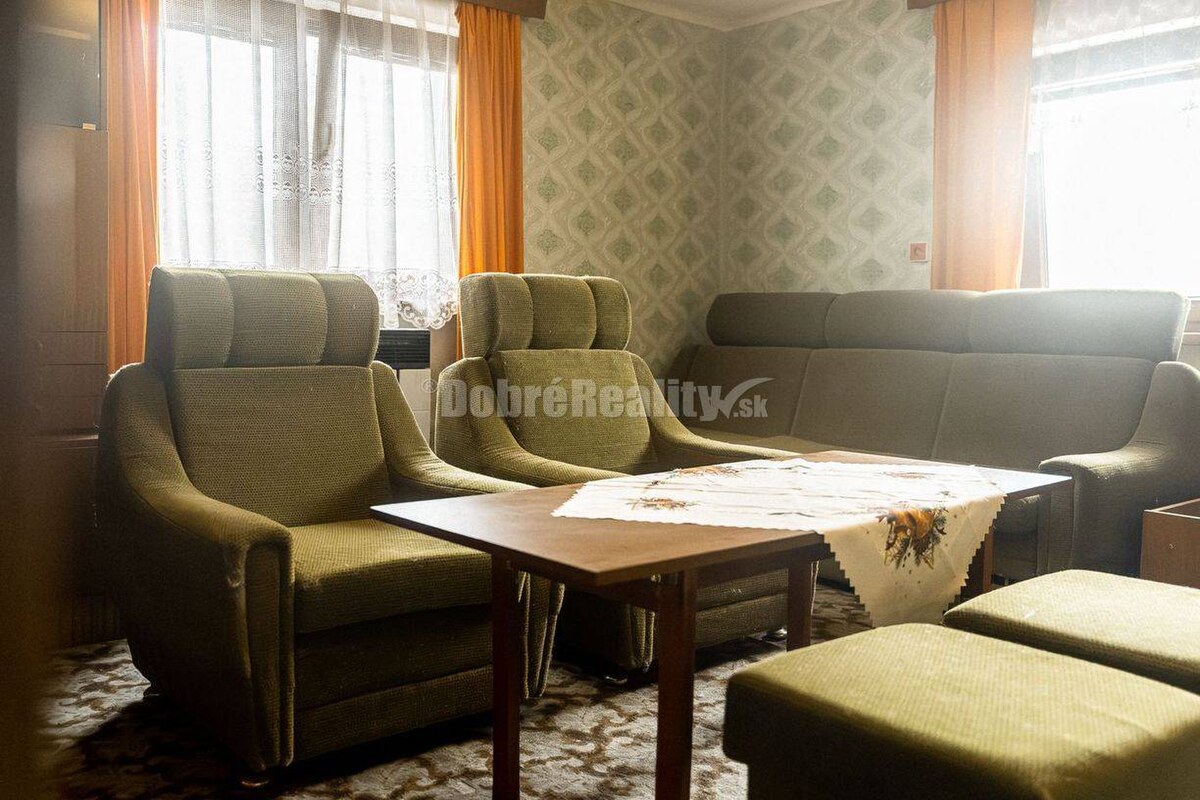 PREDAJ: Drevenica pri Ždiarskom potoku s príjemnou verandou, 135 m2, P — foto 10