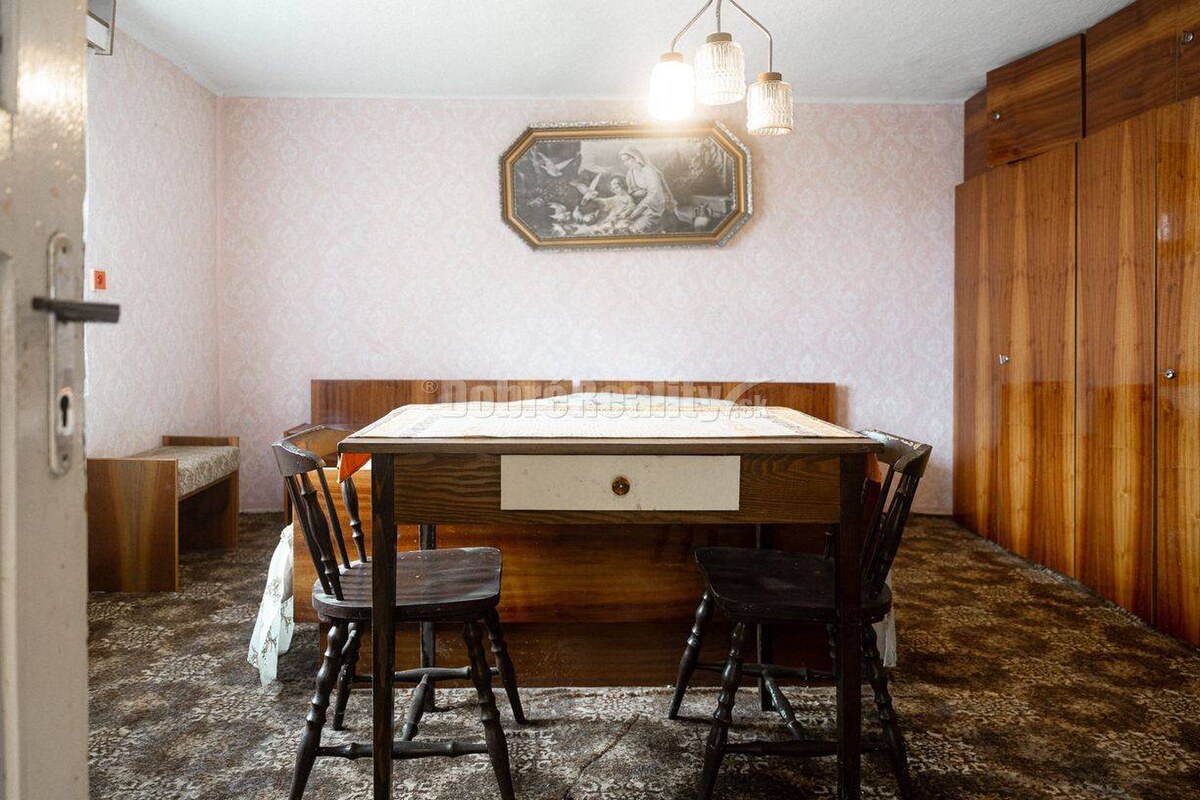 PREDAJ: Drevenica pri Ždiarskom potoku s príjemnou verandou, 135 m2, P — foto 11