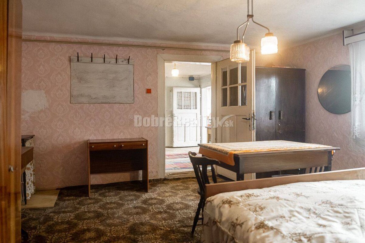 PREDAJ: Drevenica pri Ždiarskom potoku s príjemnou verandou, 135 m2, P — foto 13