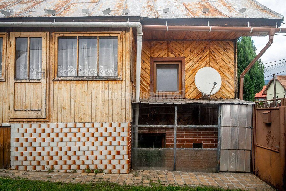 PREDAJ: Drevenica pri Ždiarskom potoku s príjemnou verandou, 135 m2, P — foto 17