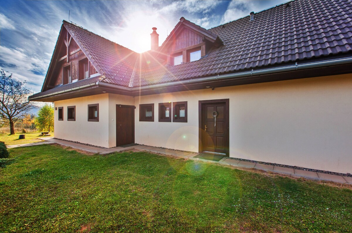 Rodinný dom v horách, 2 samostatné obytné časti, 252 m2, Horná Lehota — foto 19