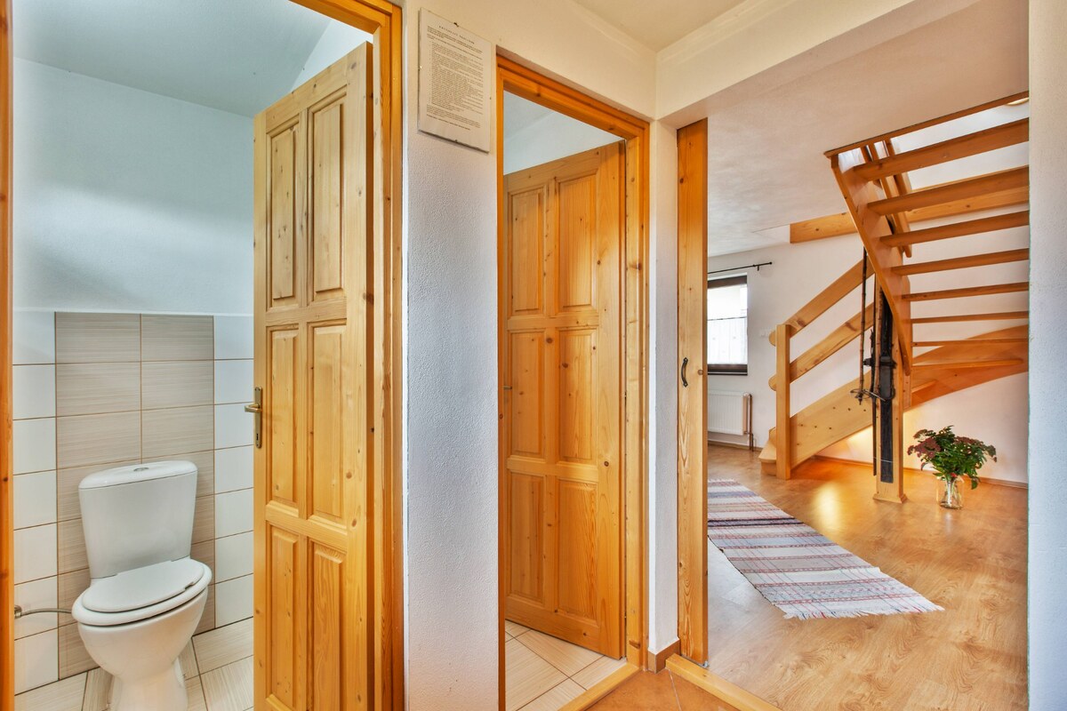 Rodinný dom v horách, 2 samostatné obytné časti, 252 m2, Horná Lehota — foto 23