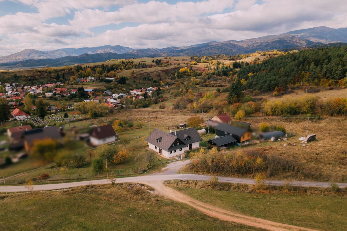 Rodinný dom v horách, 2 samostatné obytné časti, 252 m2, Horná Lehota — foto 35