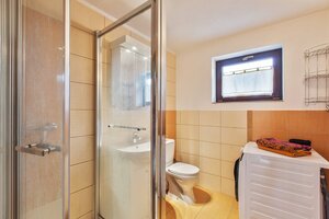 Rodinný dom v horách, 2 samostatné obytné časti, 252 m2, Horná Lehota — foto 10