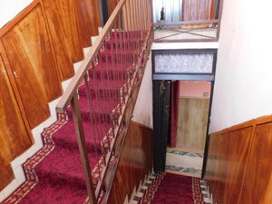 Priestranný a zateplený 5-izbový rodinný dom vo Dvoroch nad Žitavou. — foto 15