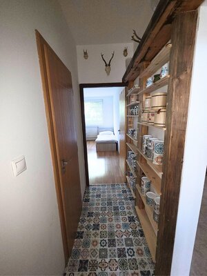 PRENÁJOM: 3 - izb. BYT s loggiou s výhľadom na zeleň, blízko LESOPARKU — foto 14