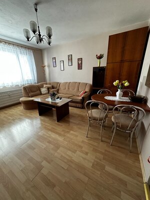 Na predaj 3-izbový byt — foto 1