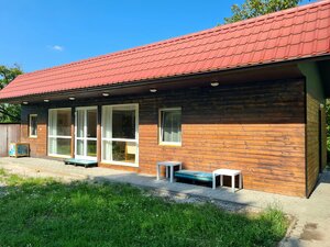 PRENÁJOM 5 - izbový obytný dom + garáž — foto 1