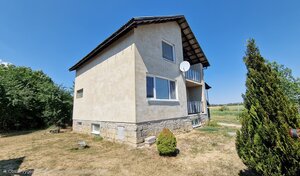 Na predaj dvojpodlažný rodinný dom v obci Kazimír, okres Trebišov — foto 3