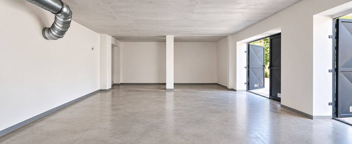 TOP Veľkorysý priestor 49 m² –  dielňa alebo sklad