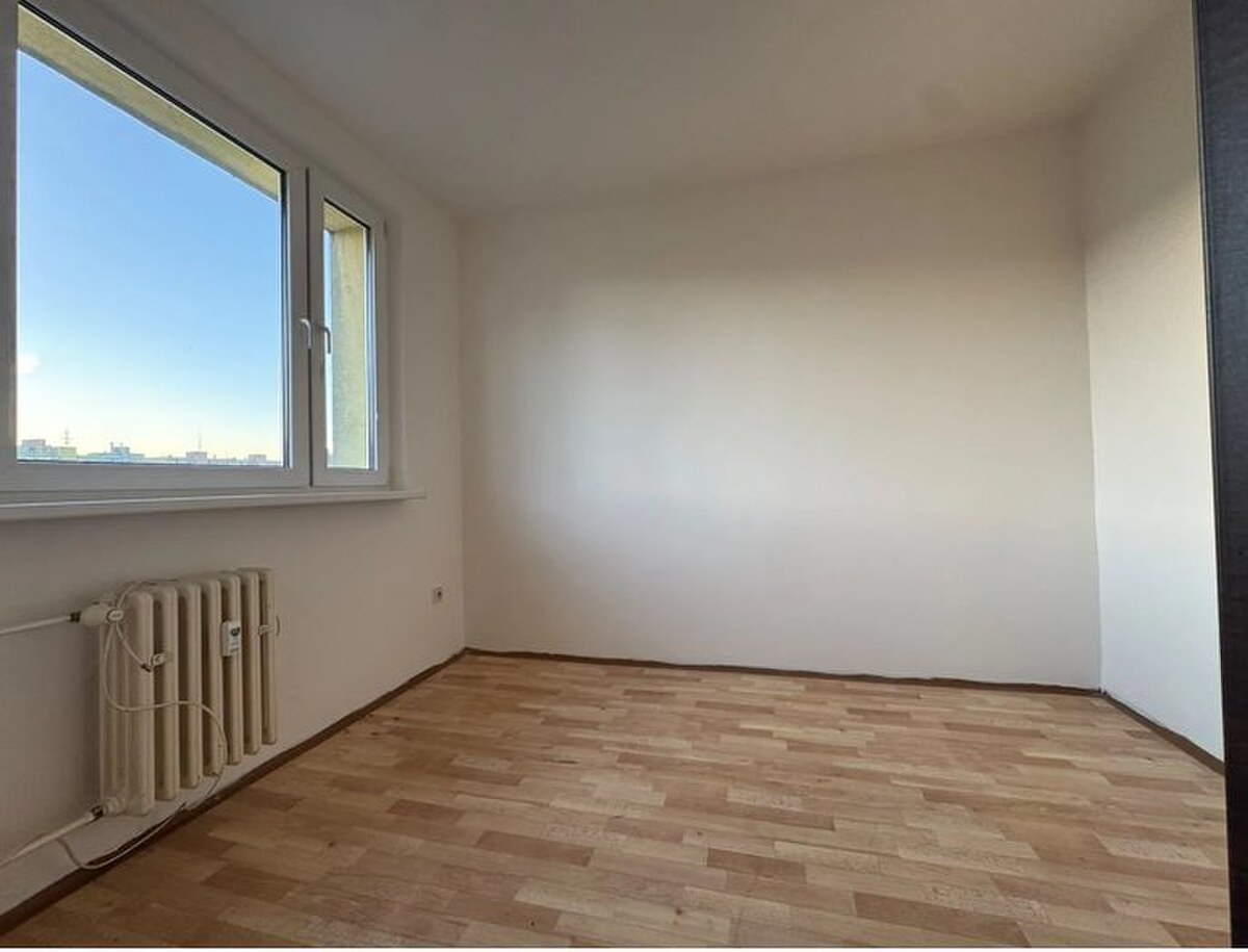 4- izbový byt na  Nejedlého ulici — foto 11