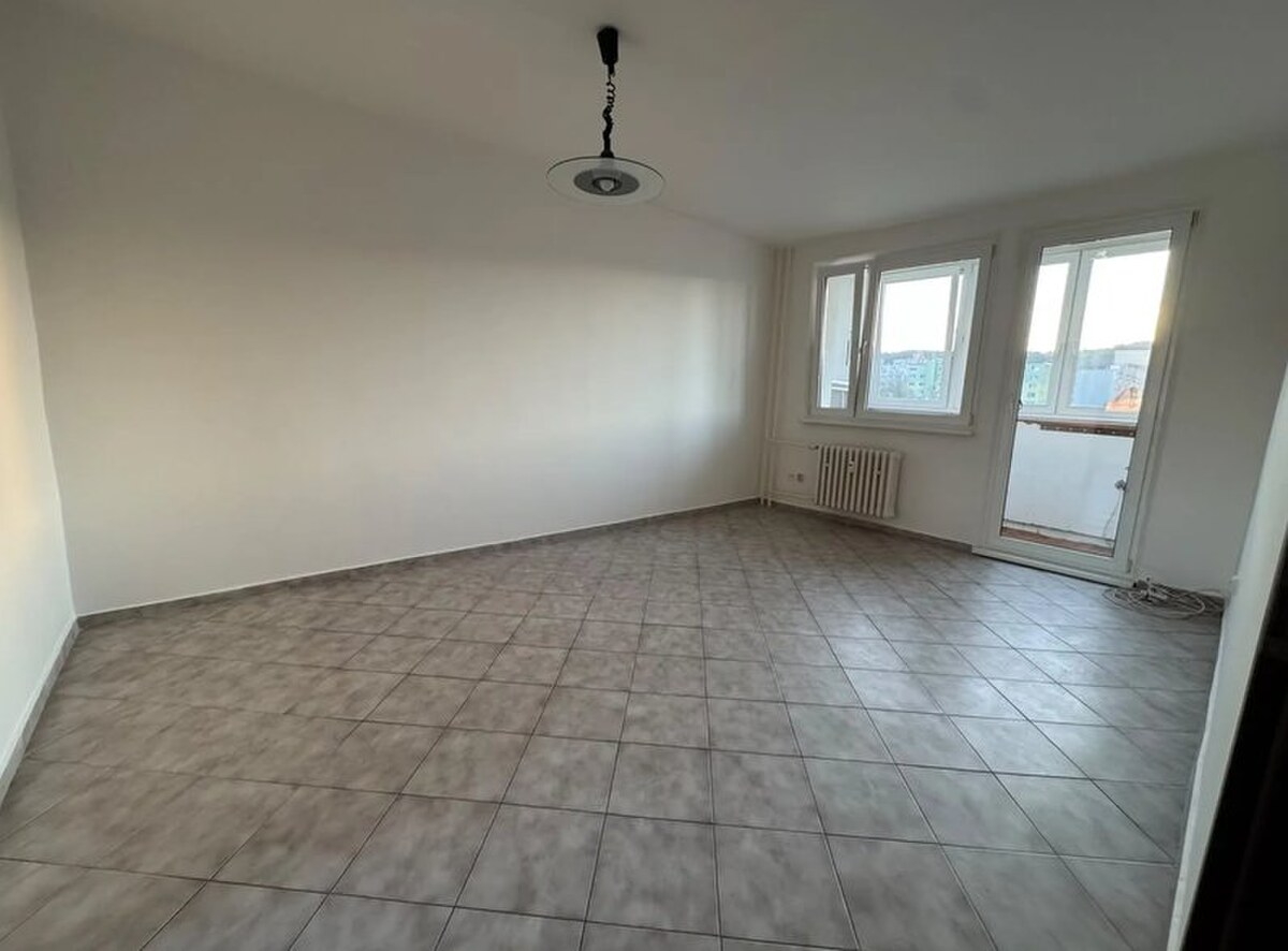 4- izbový byt na  Nejedlého ulici — foto 2