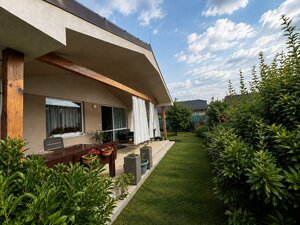 Moderný samostatne stojaci 4-izbový bungalov, Láb okres Malacky — foto 2