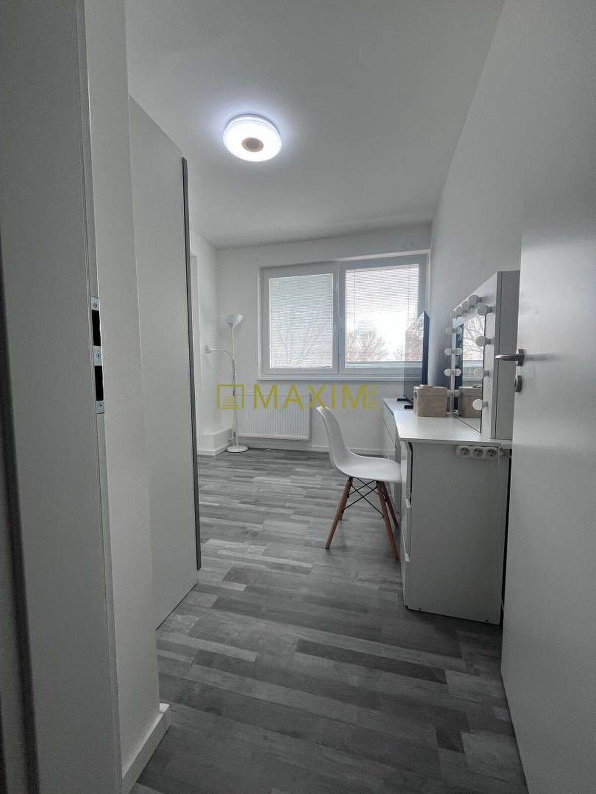 2-izbový byt s priestrannou lodžiou v bytovom dome - Vlčie hrdlo, BA — foto 5