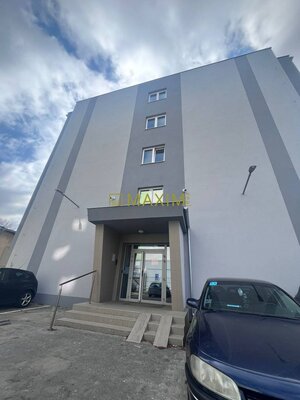2-izbový byt s priestrannou lodžiou v bytovom dome - Vlčie hrdlo, BA — foto 4