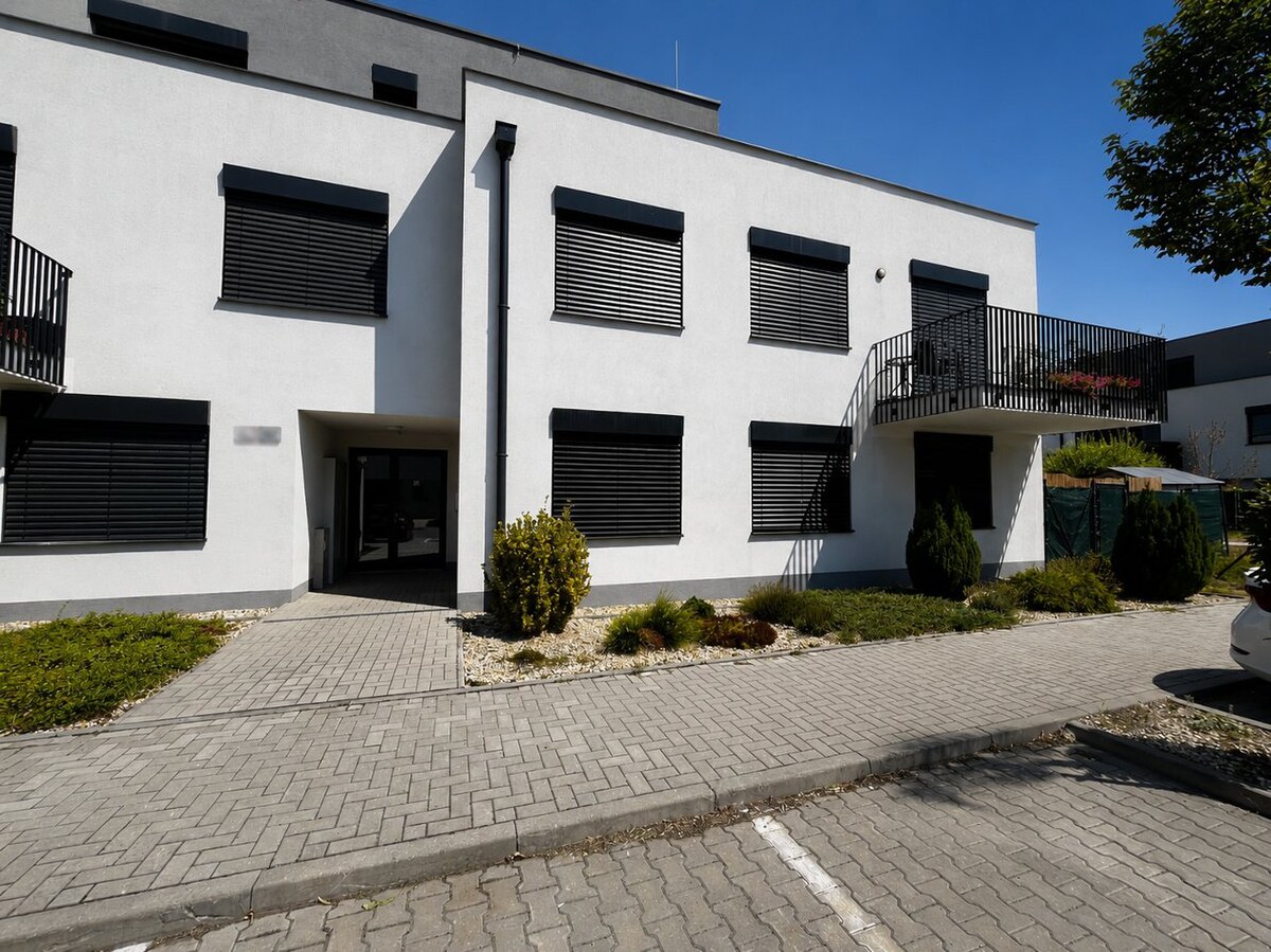 Komfortný  3-izb byt so záhradou,2x parkovacím státím v Kostolišti, MA — foto 16