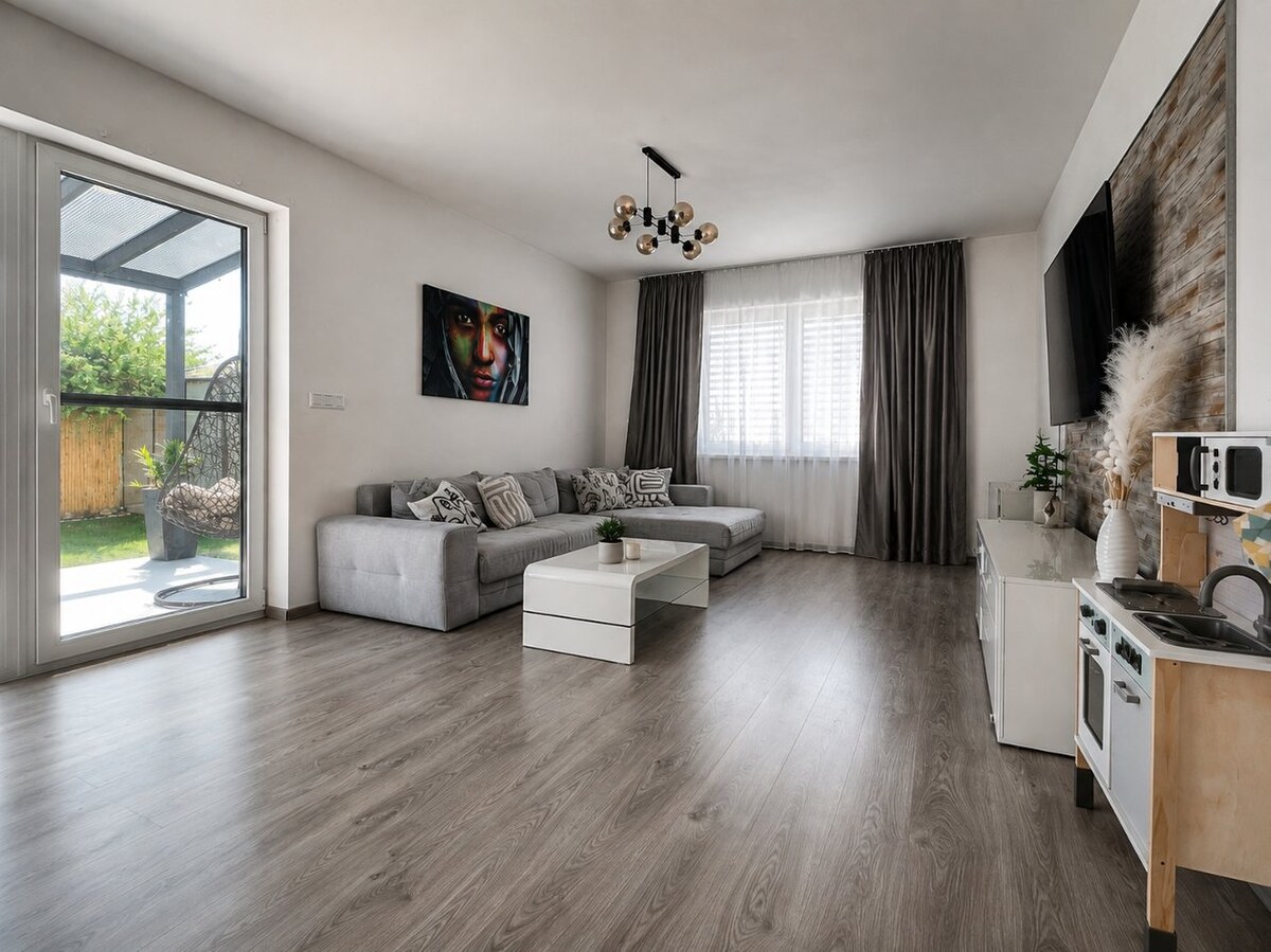 Komfortný  3-izb byt so záhradou,2x parkovacím státím v Kostolišti, MA — foto 3