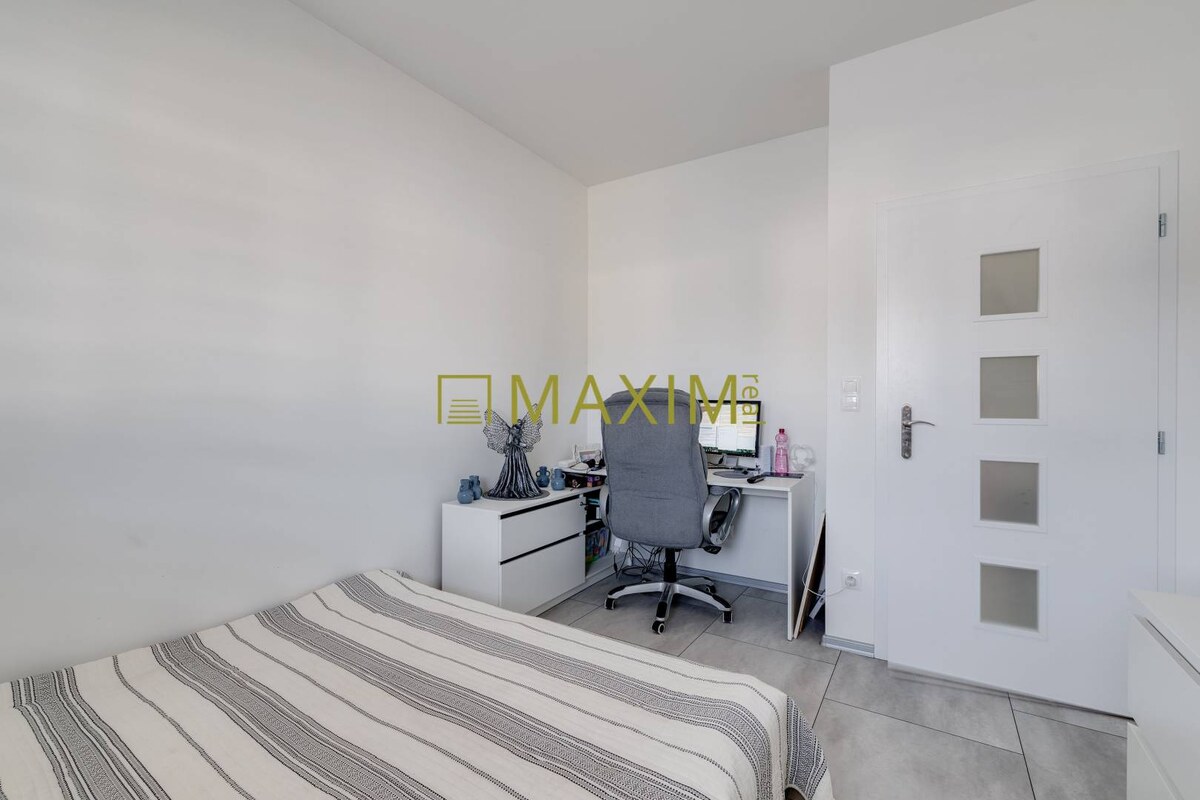 NOVOSTAVBA 2024 – Elegantný 3izb dvojdom s terasou,dizajnovou kuchyňou — foto 15