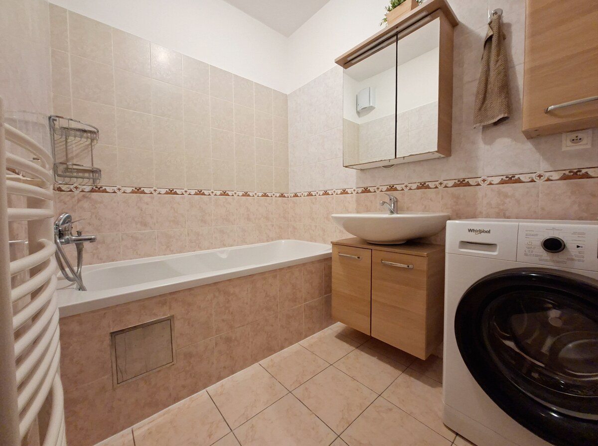TOP Zariadený 2 izbový byt na ul. Vyšehradská v Bratislave — foto 14