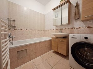 TOP Zariadený 2 izbový byt na ul. Vyšehradská v Bratislave — foto 14